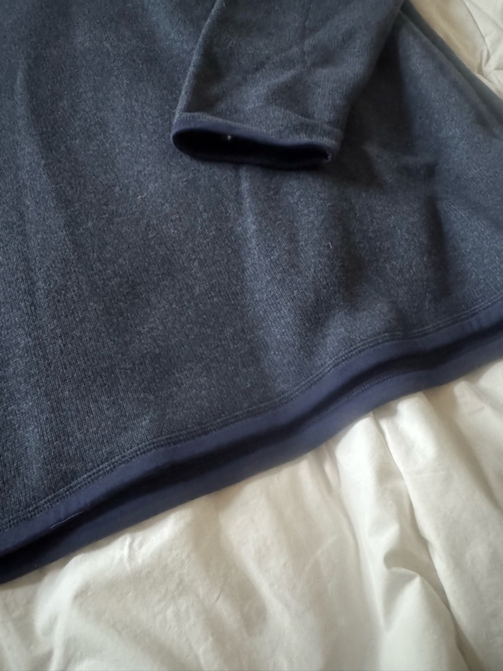 Patagonia Men's Navy Half-Zip Fleece Pullover - Picture 5 of 6